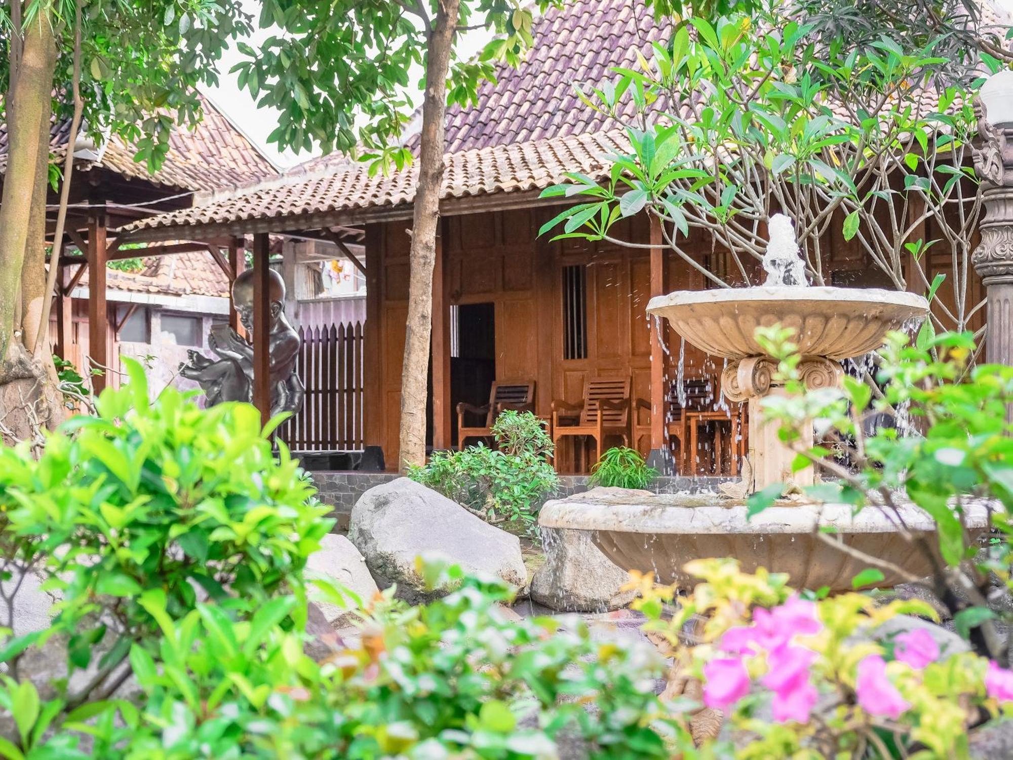 Pendhapa Art Space - Pas Limasan Homestay Prawirotaman 외부 사진